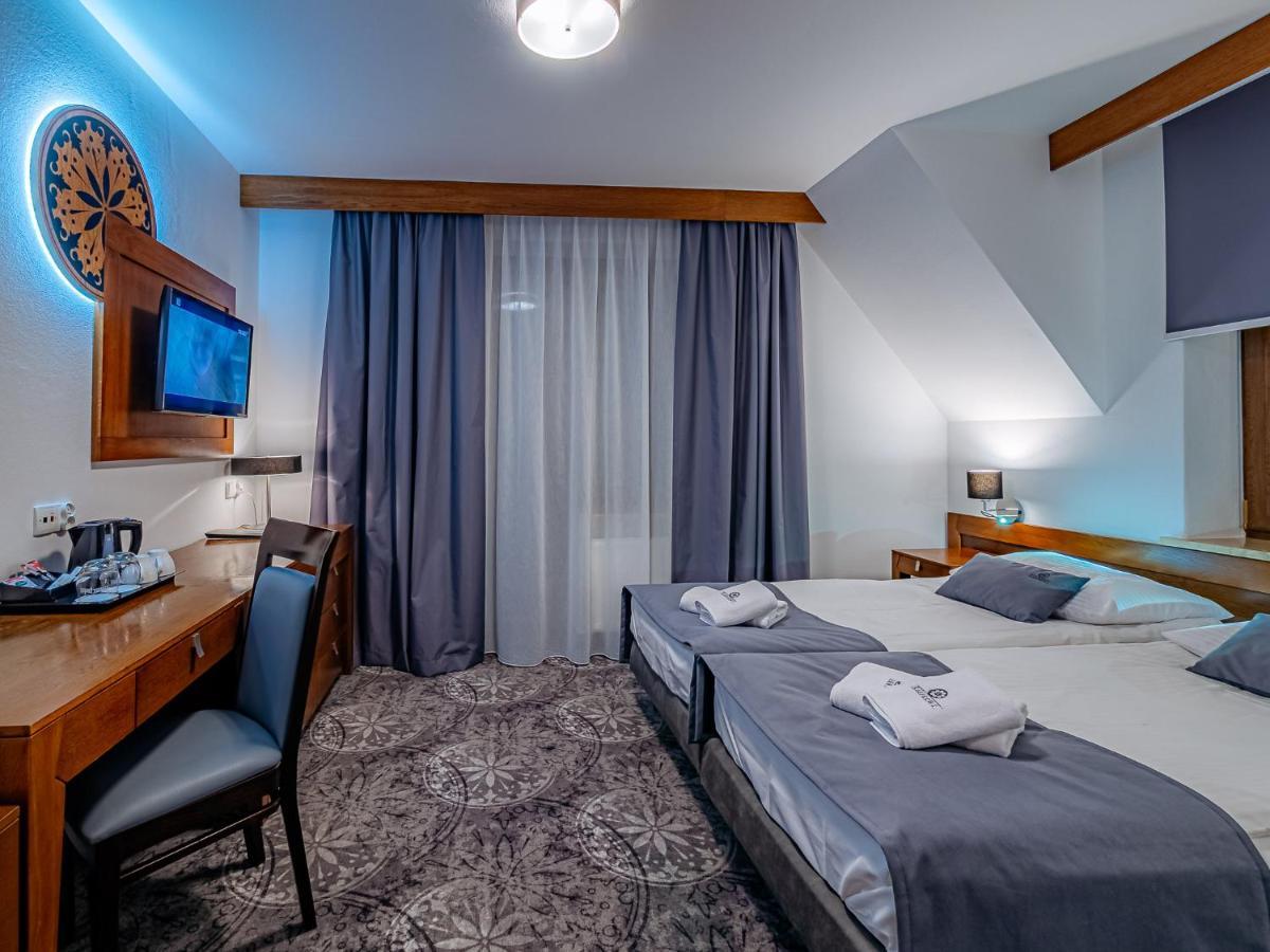 Kasprowy Hotel มูชองค์ชิคแล ภายนอก รูปภาพ