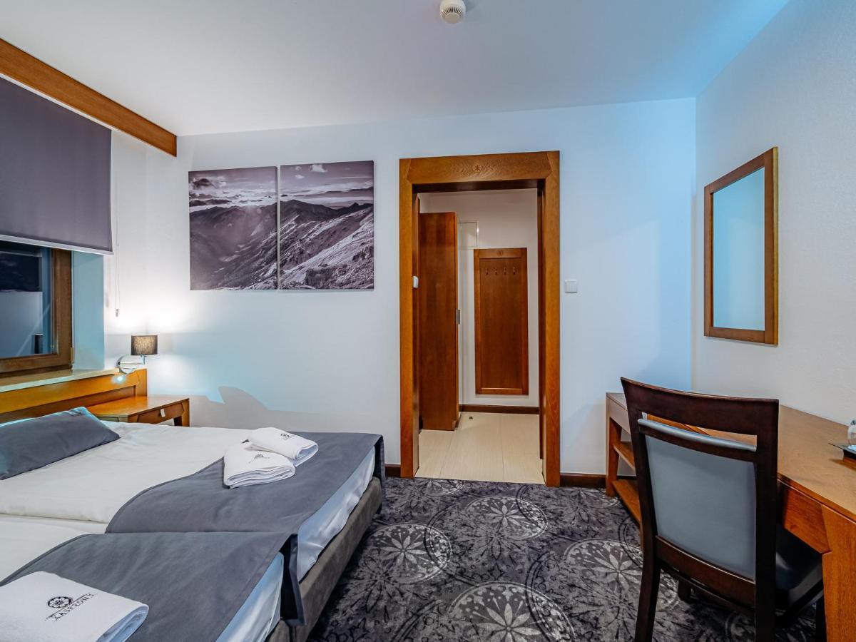 Kasprowy Hotel มูชองค์ชิคแล ภายนอก รูปภาพ