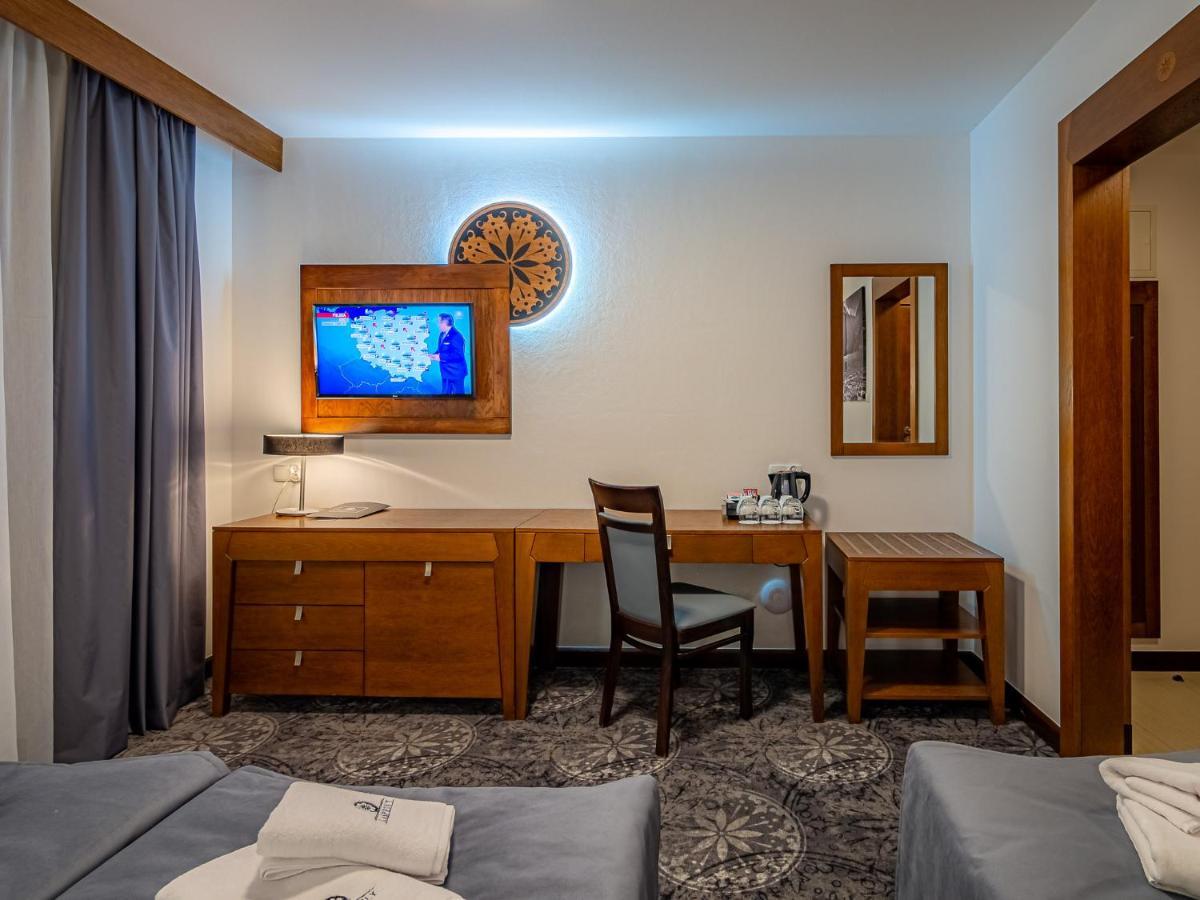 Kasprowy Hotel มูชองค์ชิคแล ภายนอก รูปภาพ