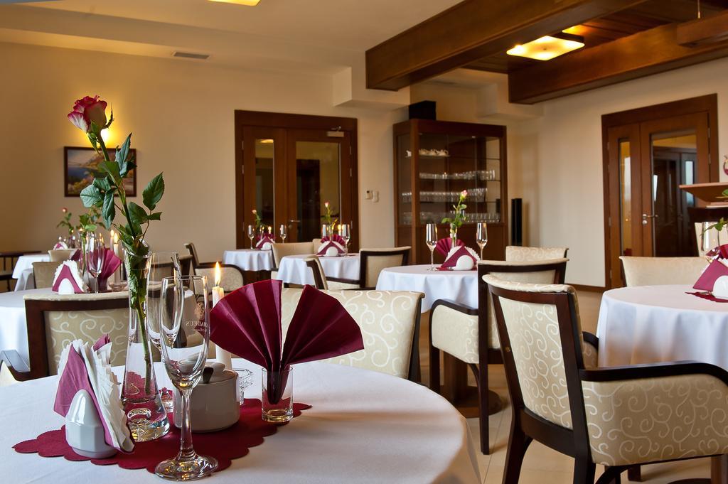Kasprowy Hotel มูชองค์ชิคแล ภายนอก รูปภาพ